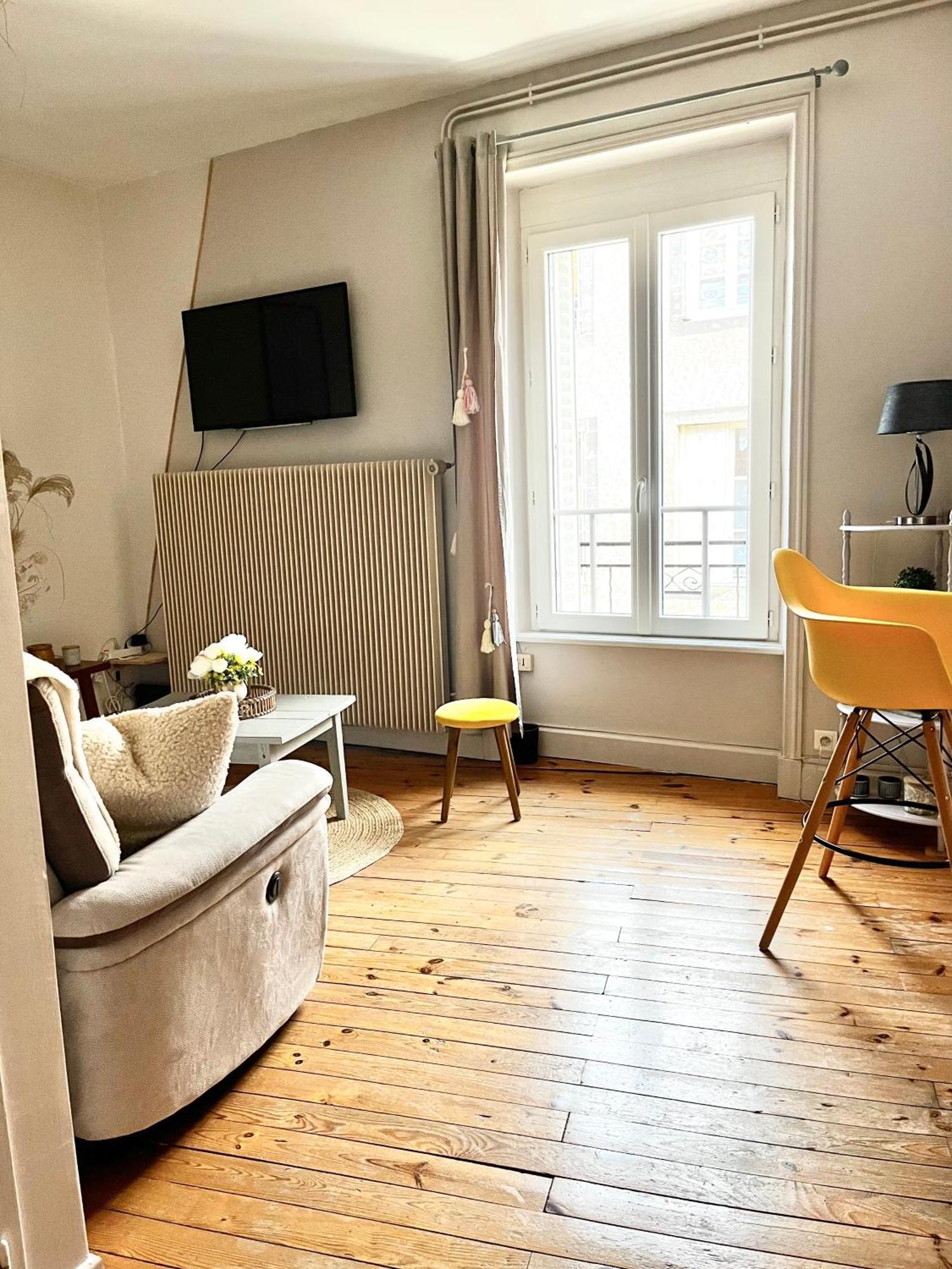 סן-פלור Appartement Cosy En Ville Haute מראה חיצוני תמונה
